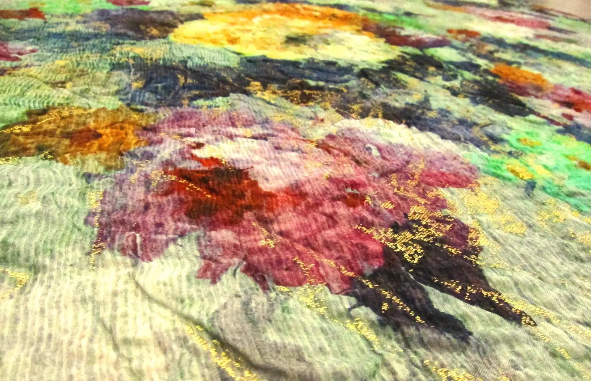 Metallic Silk Blend Cloqué2