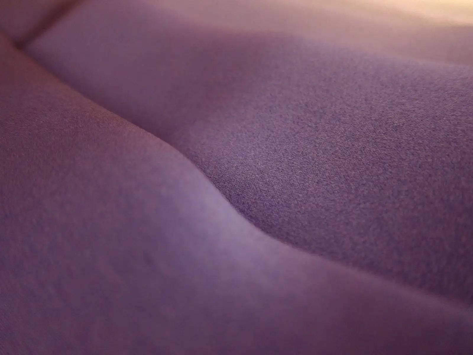 Silk Ombré Charmeuse in Grape I1