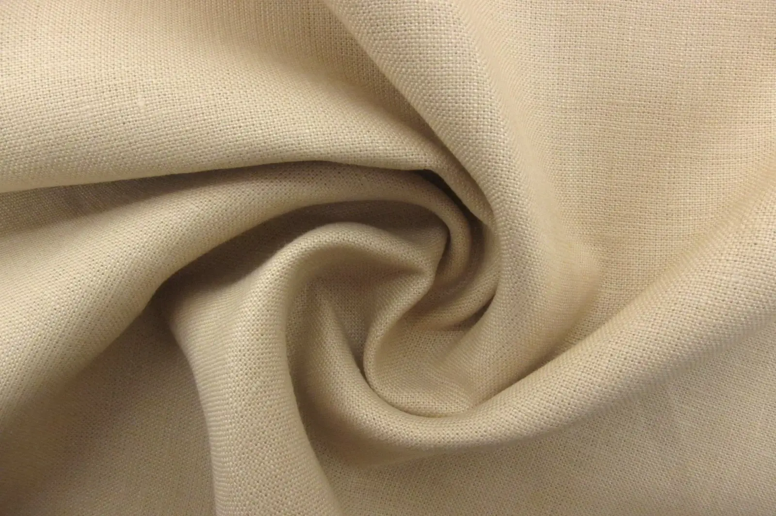 Nevada Linen in Parchment0
