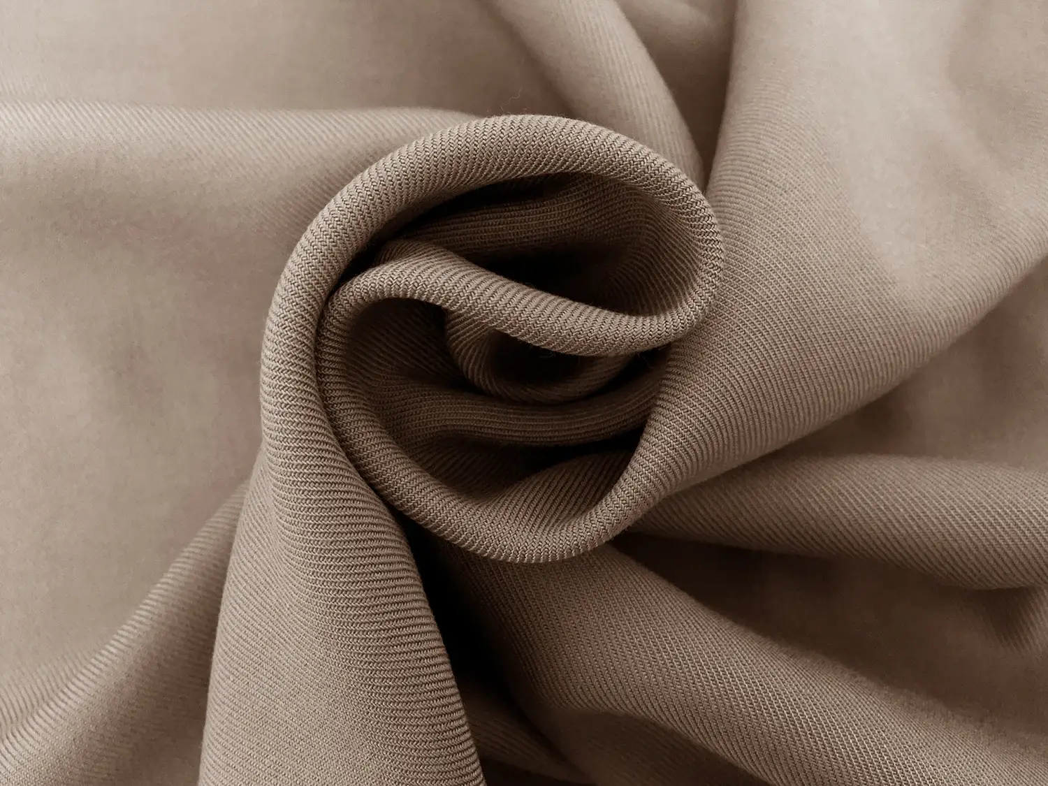 Viscose Twill in Mauve1