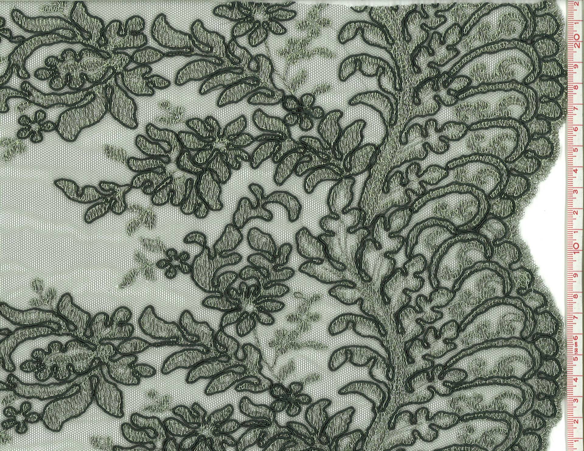 EMBROIDERED ILLUSION0