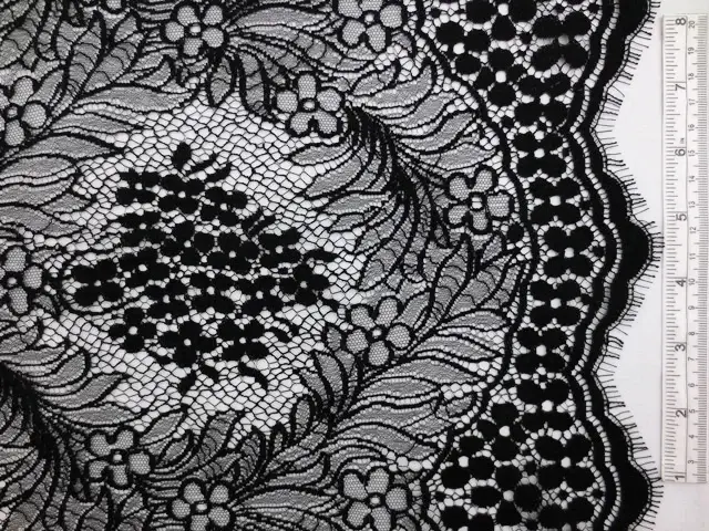 Chantilly Lace0