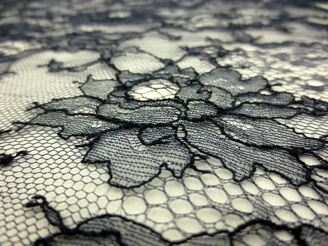 Chantilly Lace2