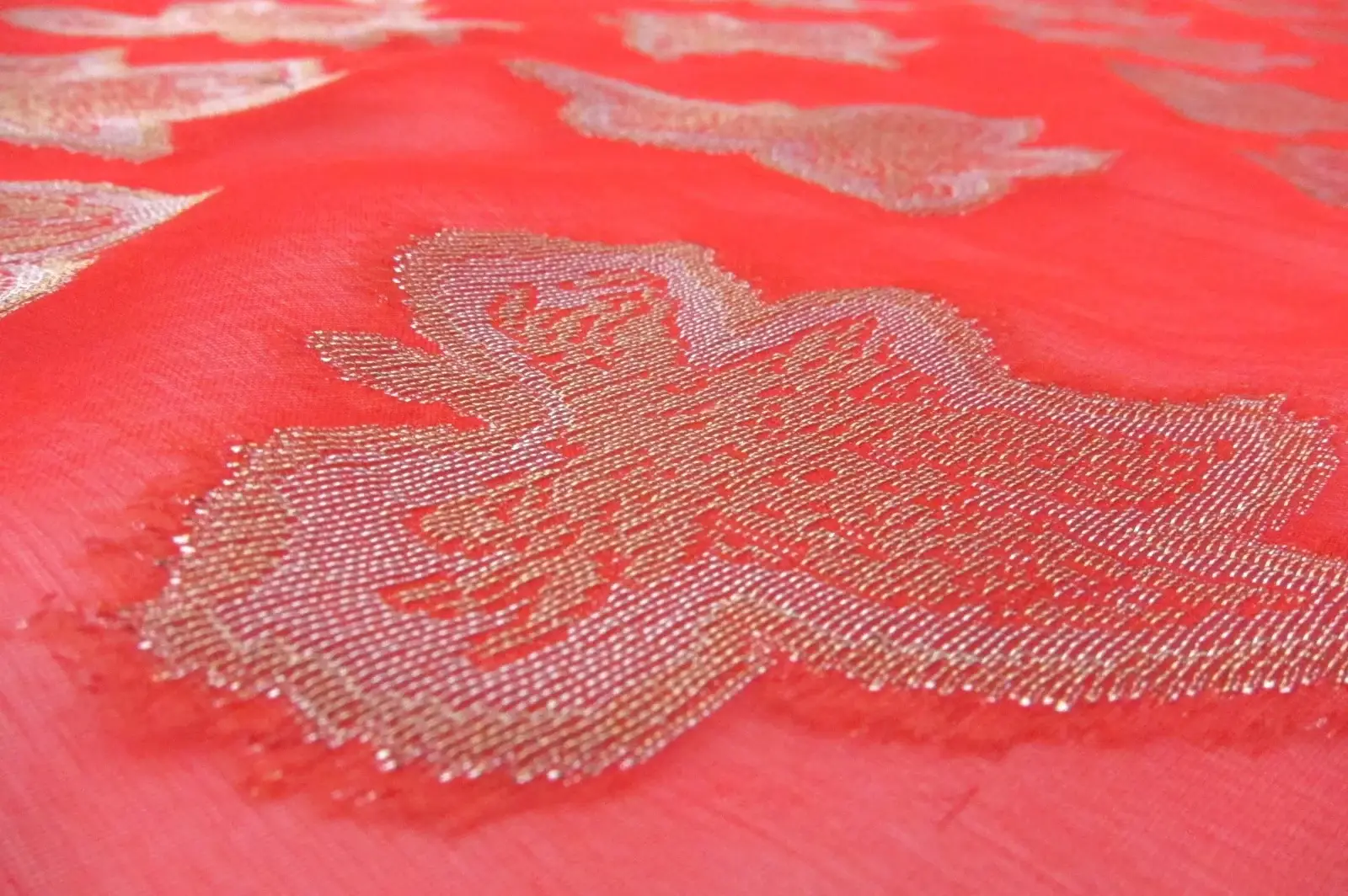Metallic Silk Fil Coupé Chiffon2