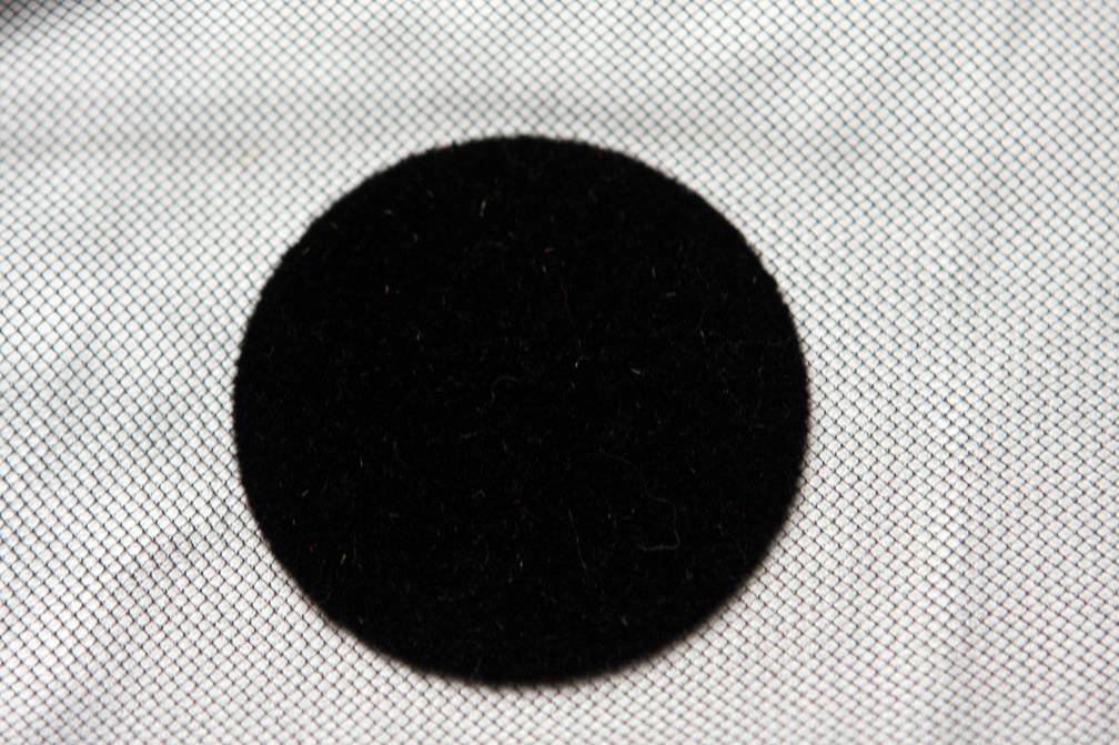 Flocked Dots on Illusion2