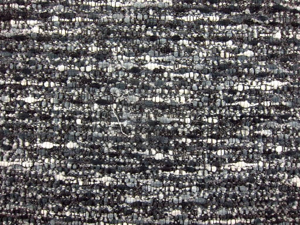 Virgin Wool Blend Tweed0