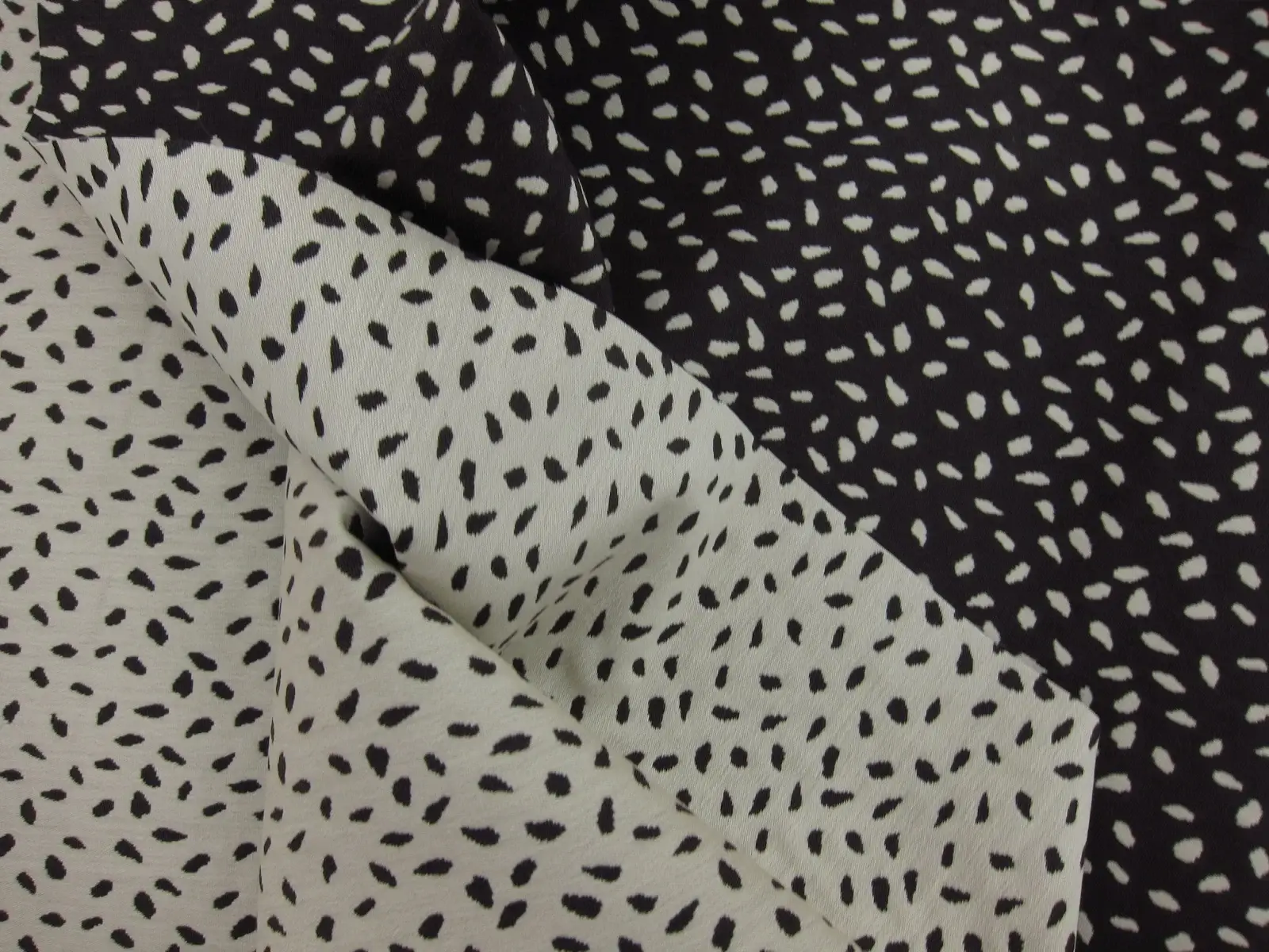 Doubleface Cotton and Lycra Blend Jacquard1