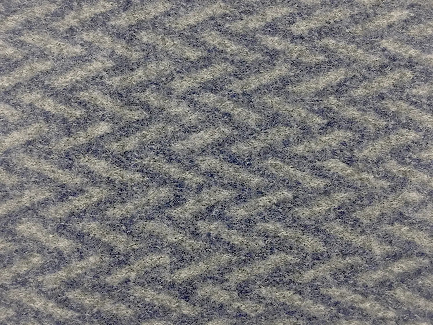 Virgin Wool Knit Herringbone0
