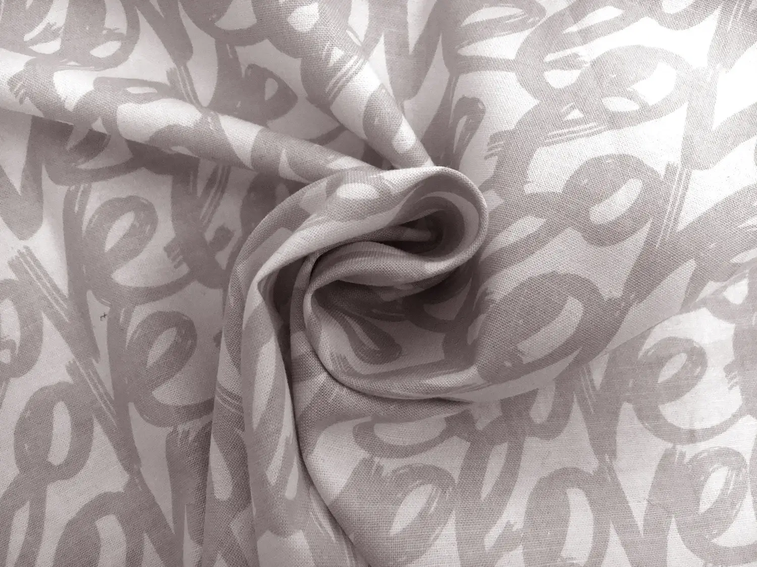 Cotton Broadcloth Love Print1