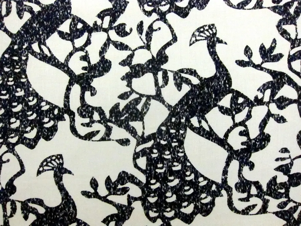 Linen Upholstery Peacock Print0