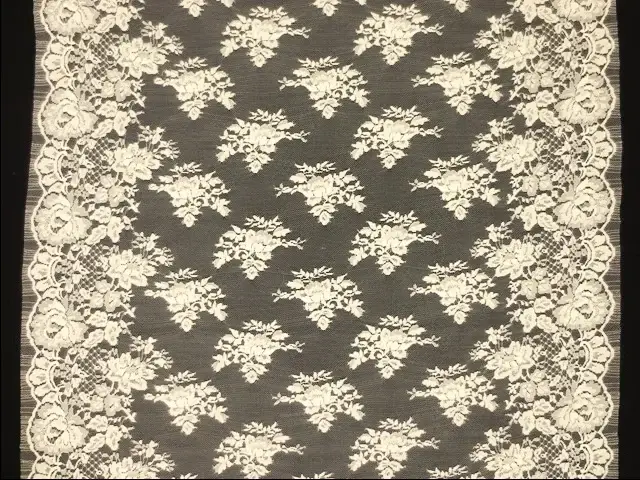 Metallic Chantilly Lace3