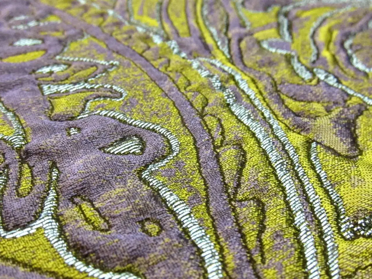 Metallic Matelassé2
