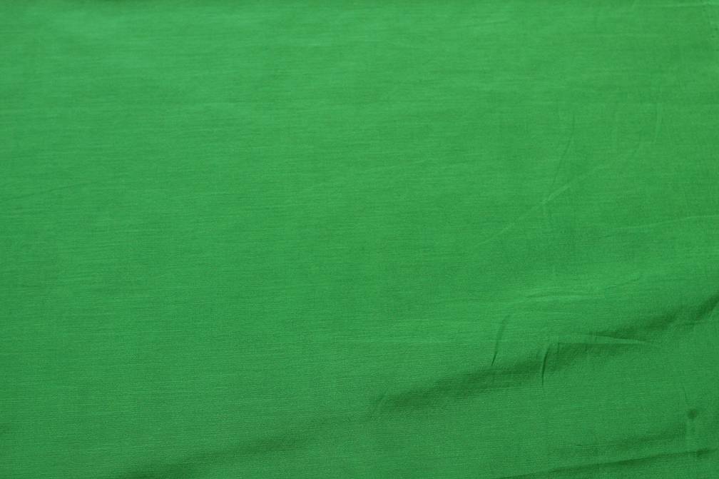 Silk Cotton Voile in Kelly Green0