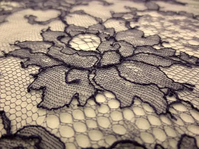 Chantilly Lace2