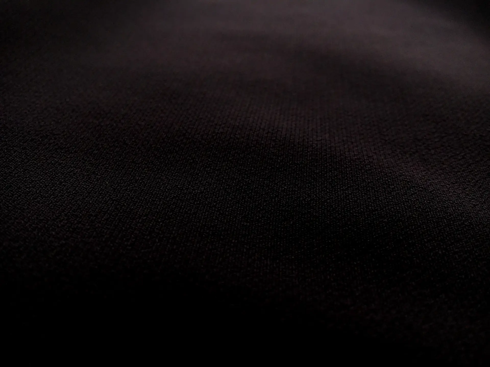 Sponge Crepe in Black1