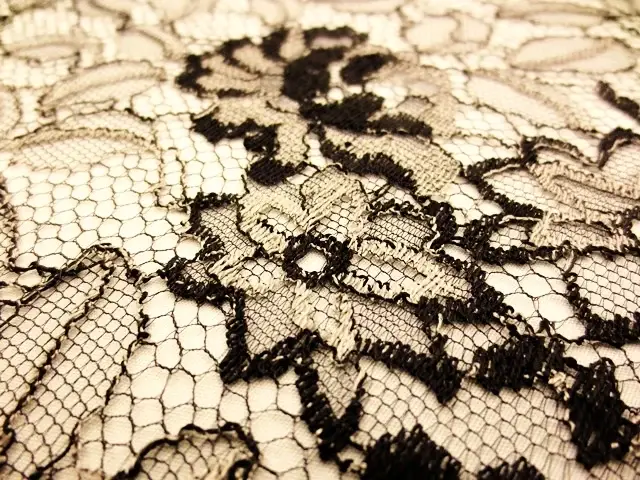 Chantilly Lace2