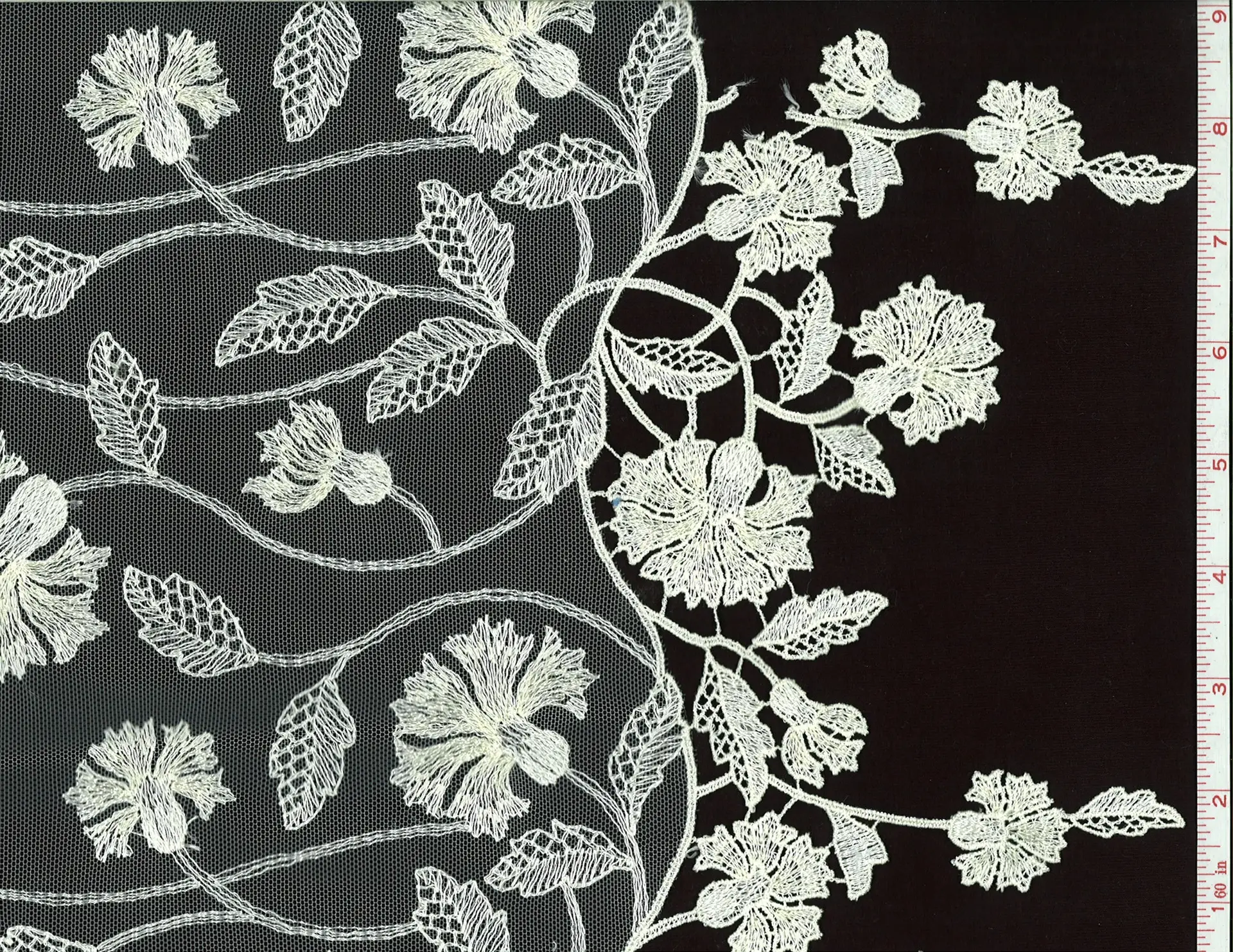 Embroidered Illusion0
