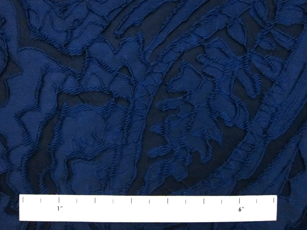 Silk Blend Cloqué1