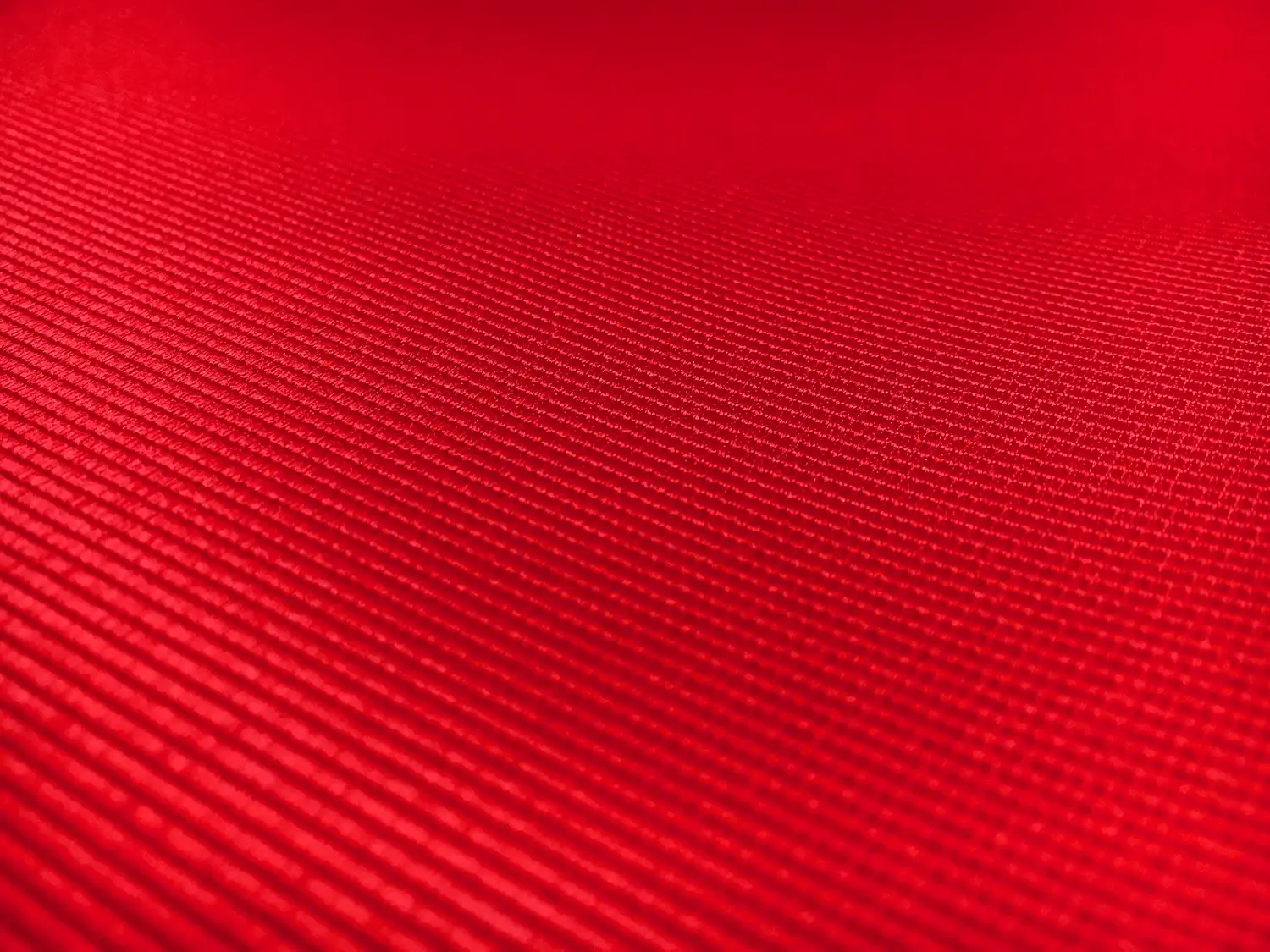 Polyester Faille in Scarlet1