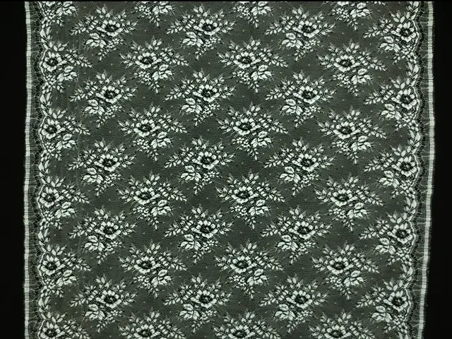Chantilly Lace3