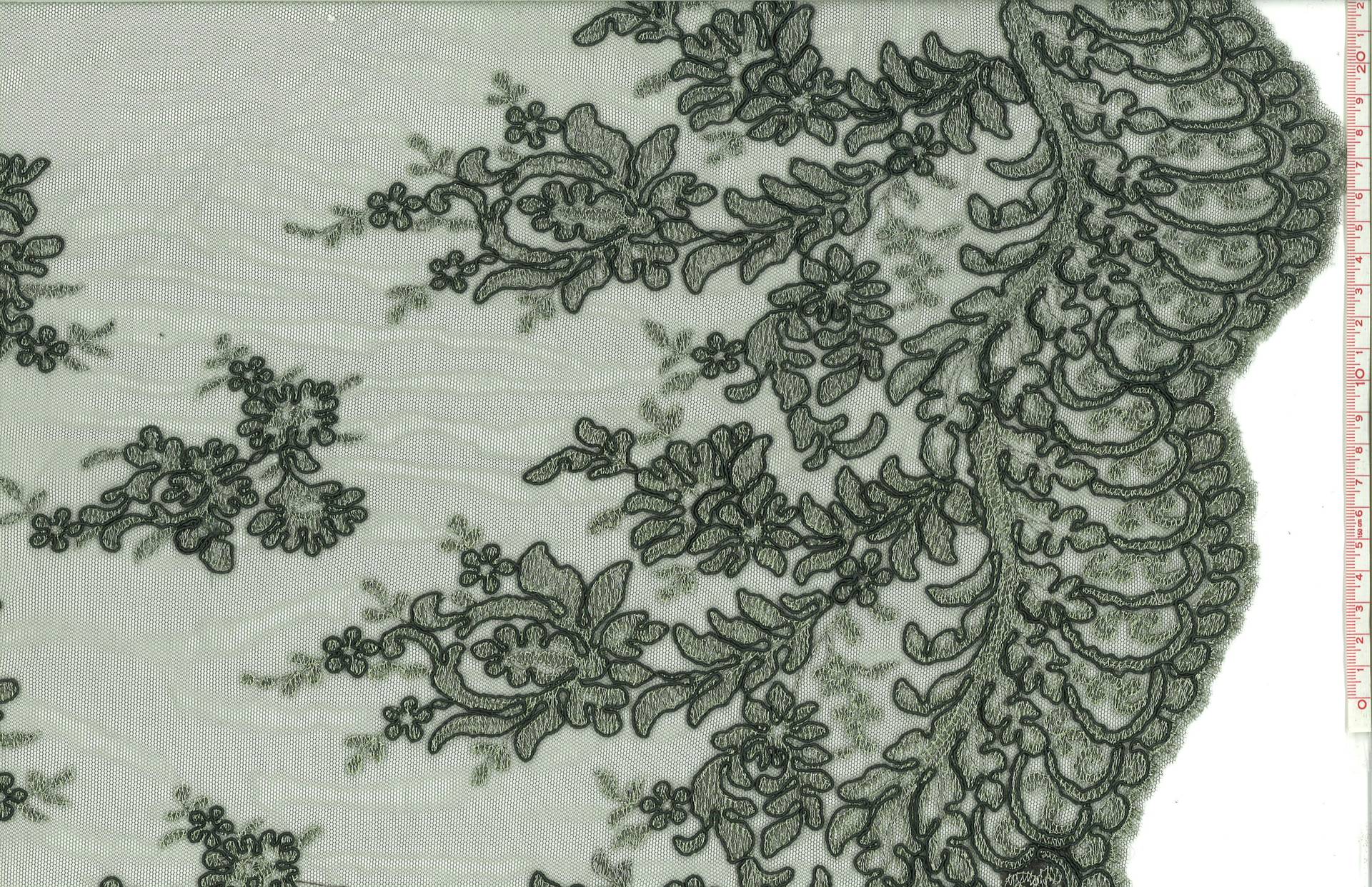 EMBROIDERED ILLUSION2