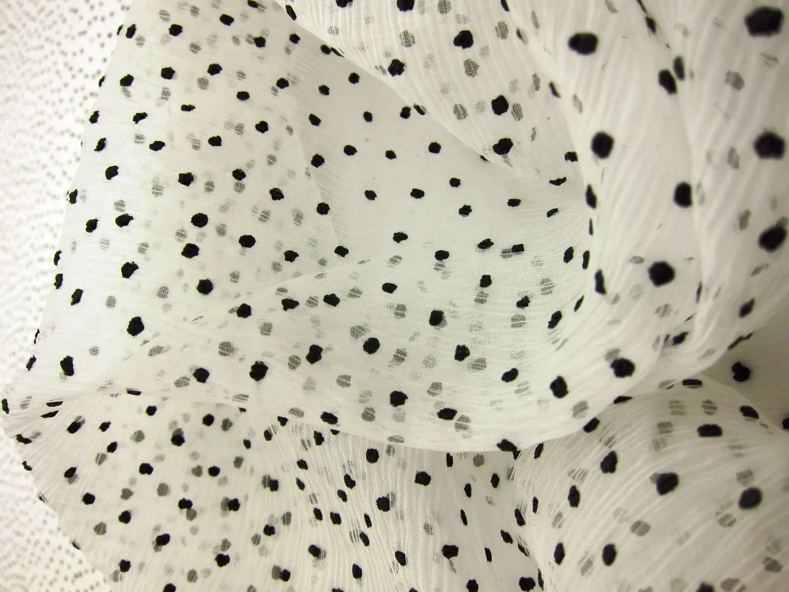 Swiss Dot Crinkle Silk Chiffon2