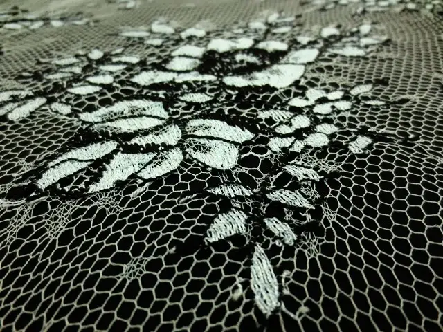 Chantilly Lace2