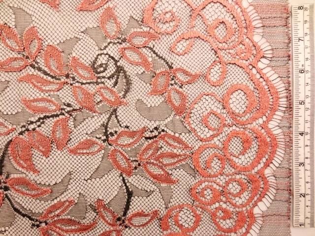 Chantilly Lace0
