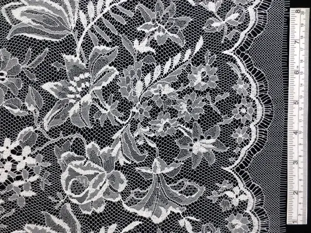 Chantilly Lace0