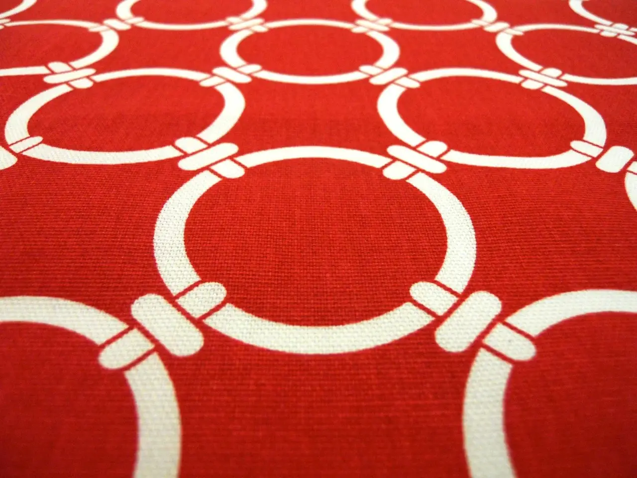 Cotton Canvas Chain Links Print2
