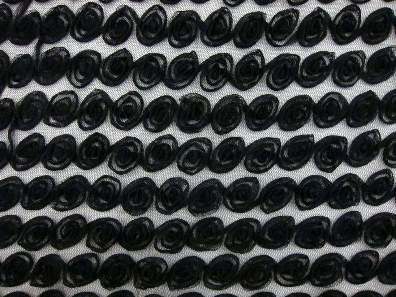 Tulle Rosettes on Tulle0