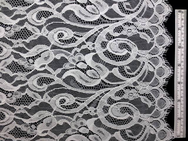 Chantilly Lace0