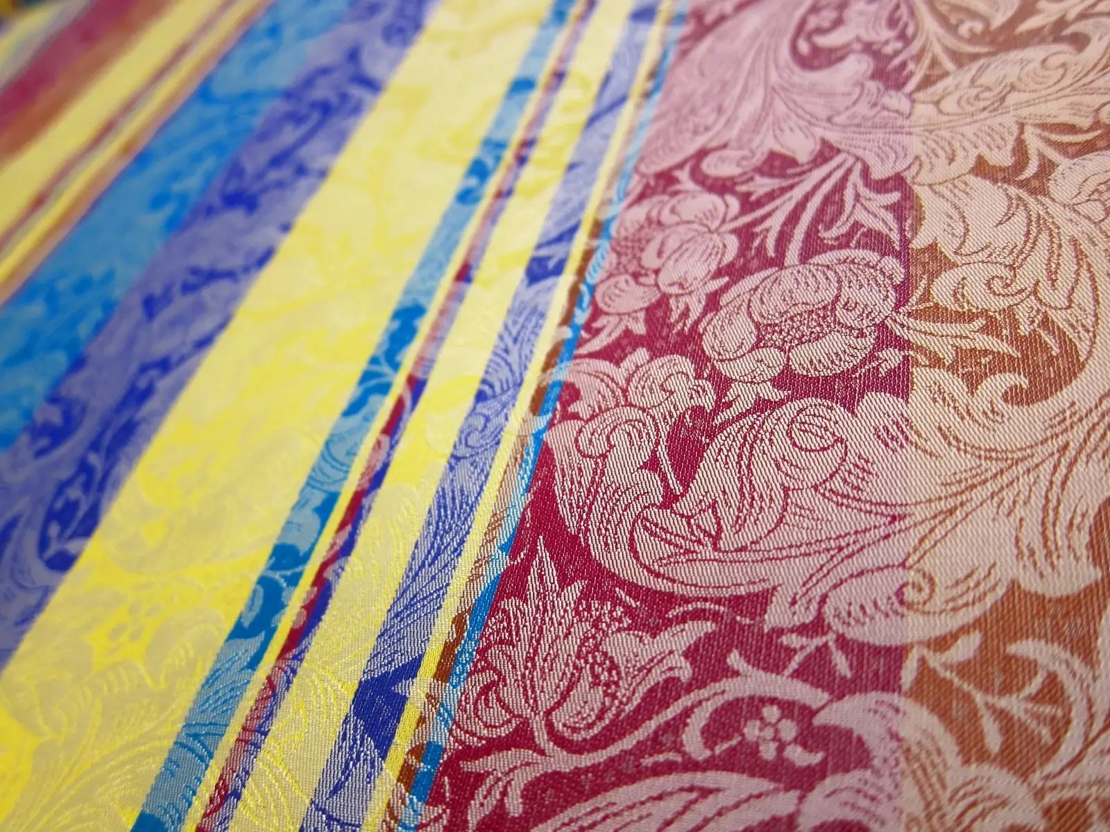 Silk Stripe Damask2