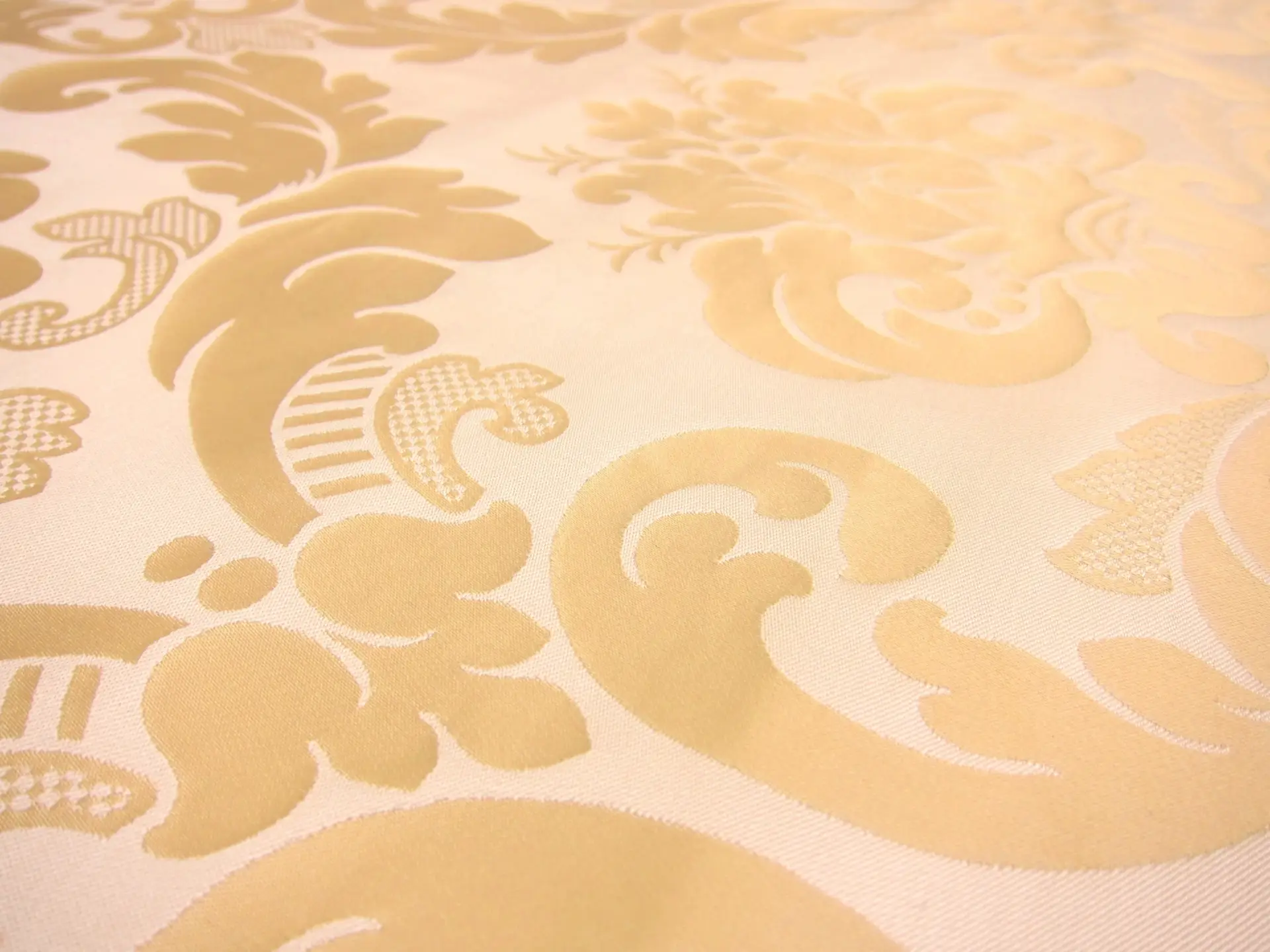 Silk Brocade2
