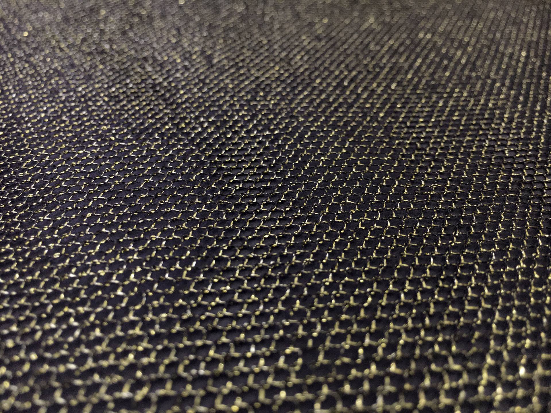 Metallic Illusion in Black and Light Gold