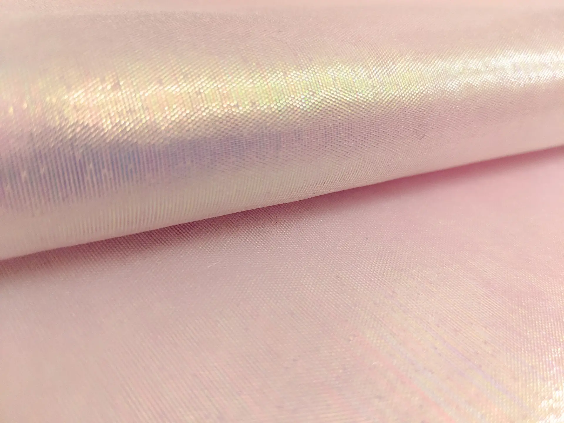 Sheer Opalescent Organza in Lilac