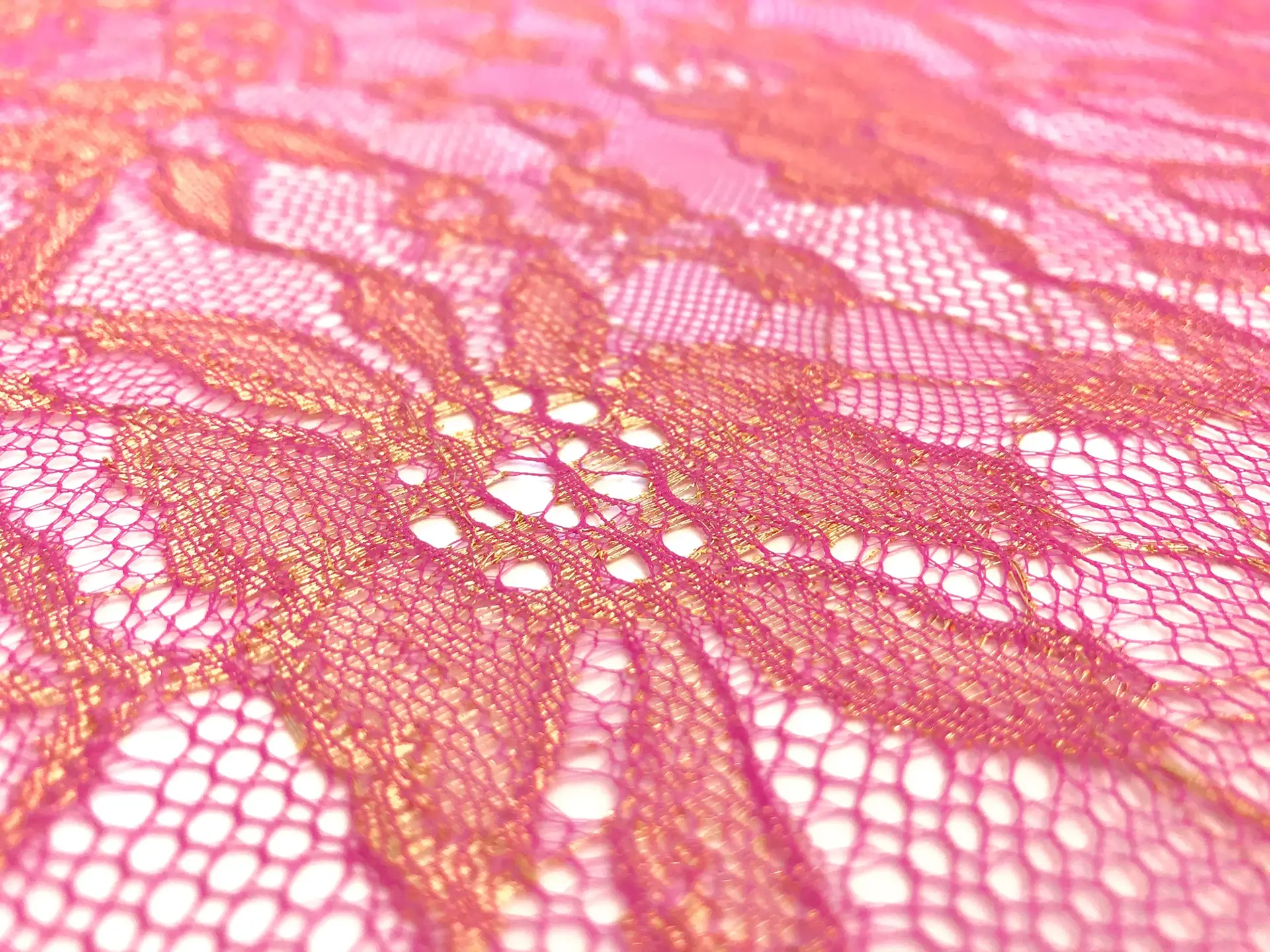 Metallic Floral Chantilly Lace in Coral and Gold