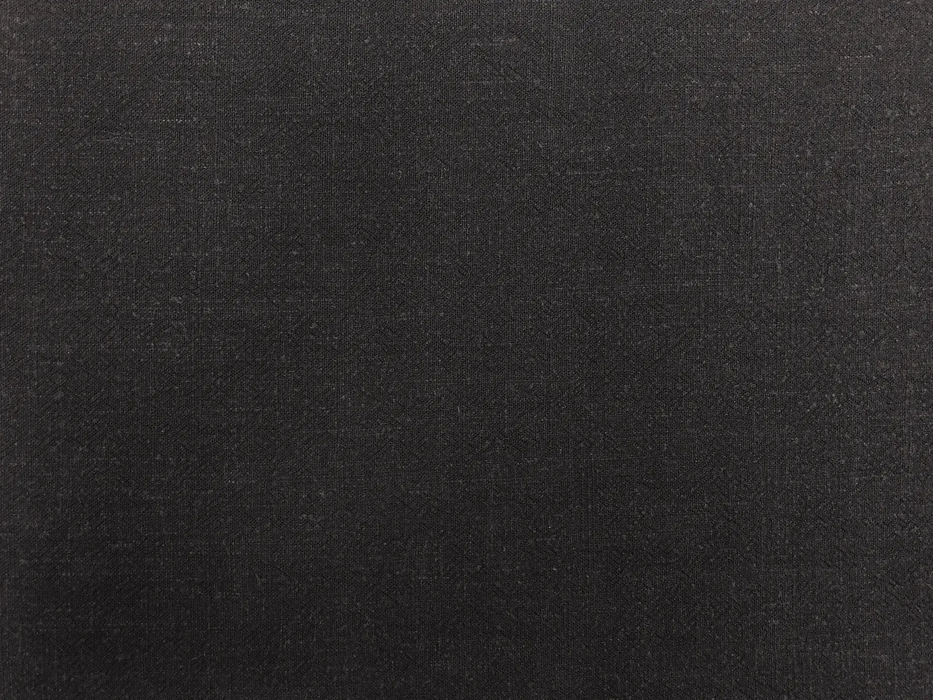 Sustainable Viscose Linen Blend Noil in Black