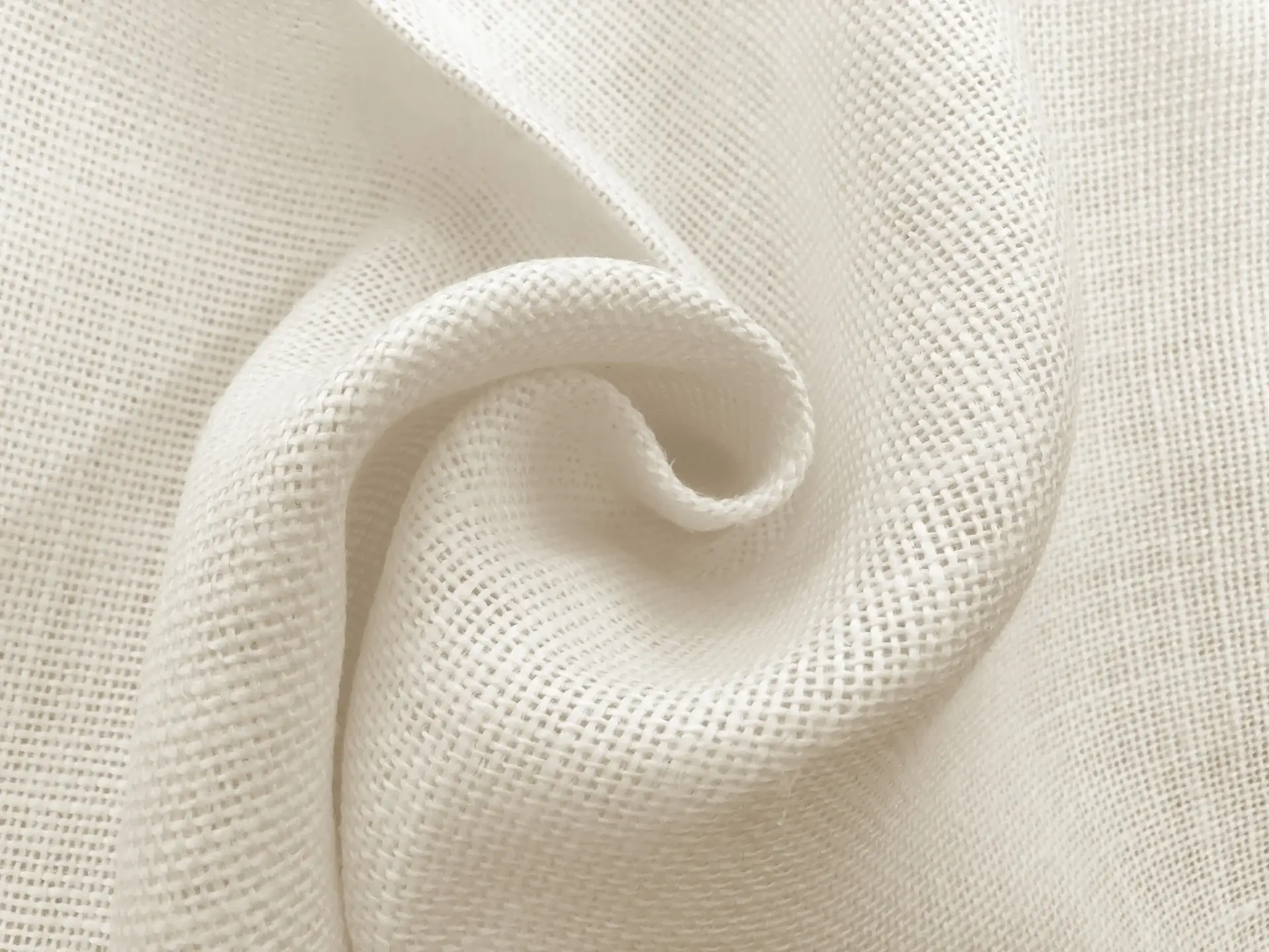 Linen Burlap in Ivory