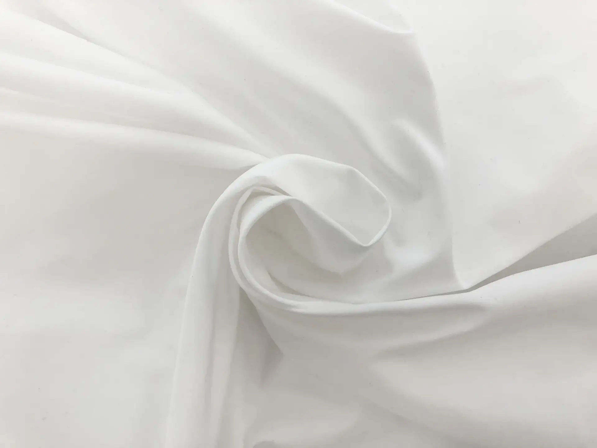 Polyester Taffeta Rainwear in White