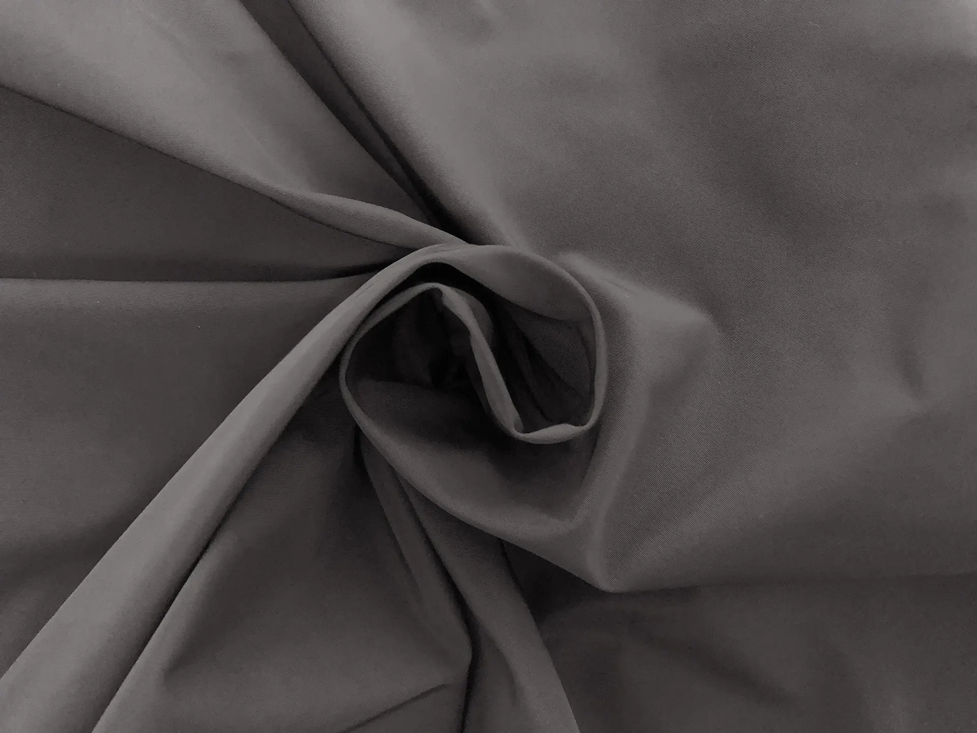 Polyester Taffeta Rainwear in Charcoal