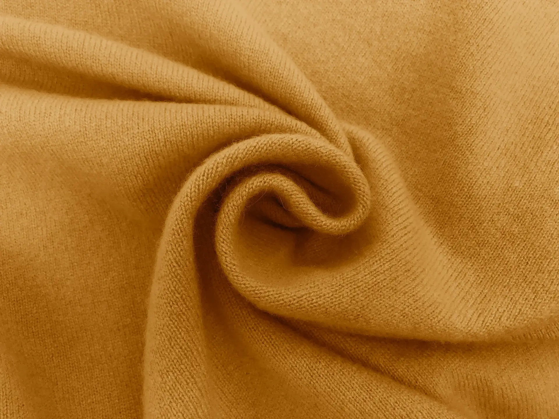 Cashmere Knit in Bois de Miel