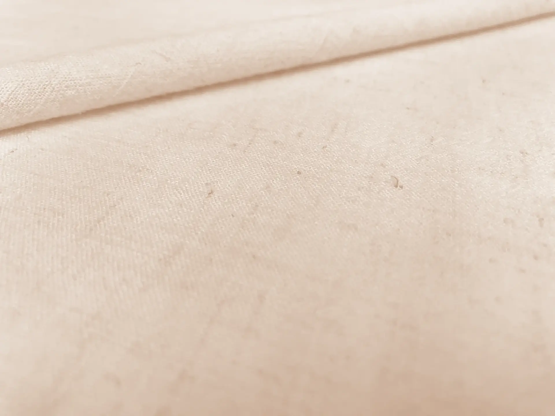 Sustainable Viscose Linen Blend Noil in Off White