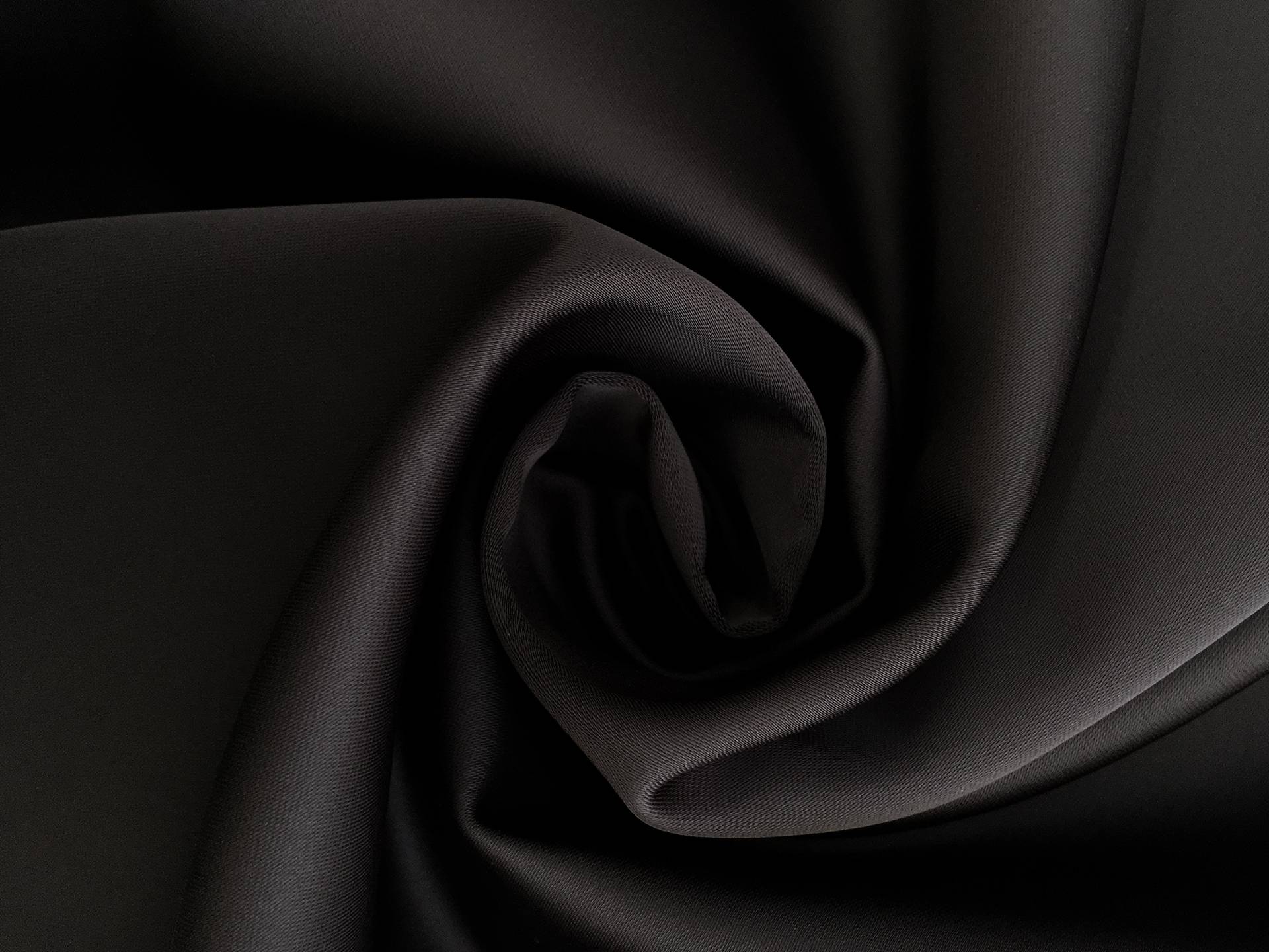 Miyuki Stretch Polyester Satin in Navy