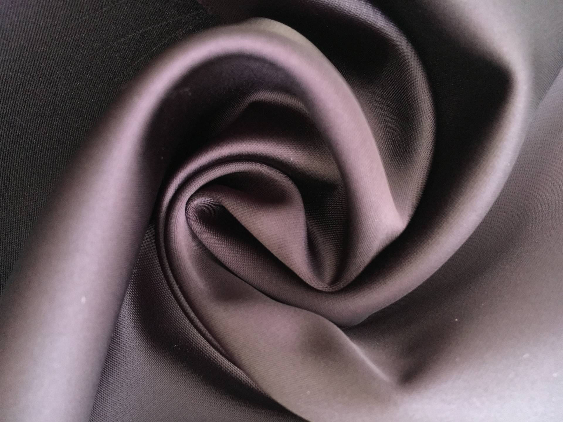 Miyuki Stretch Polyester Satin in Mauve