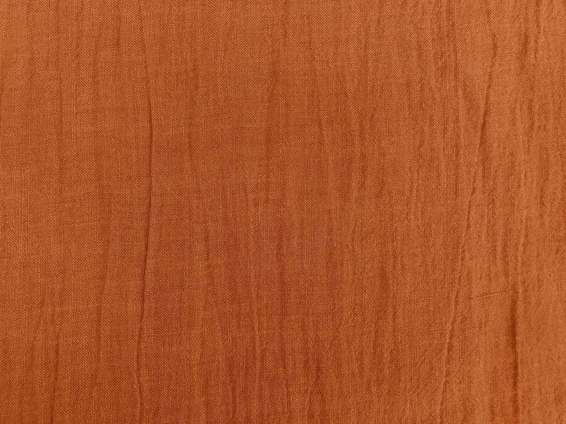 Crinkled Linen Gauze in Auburn