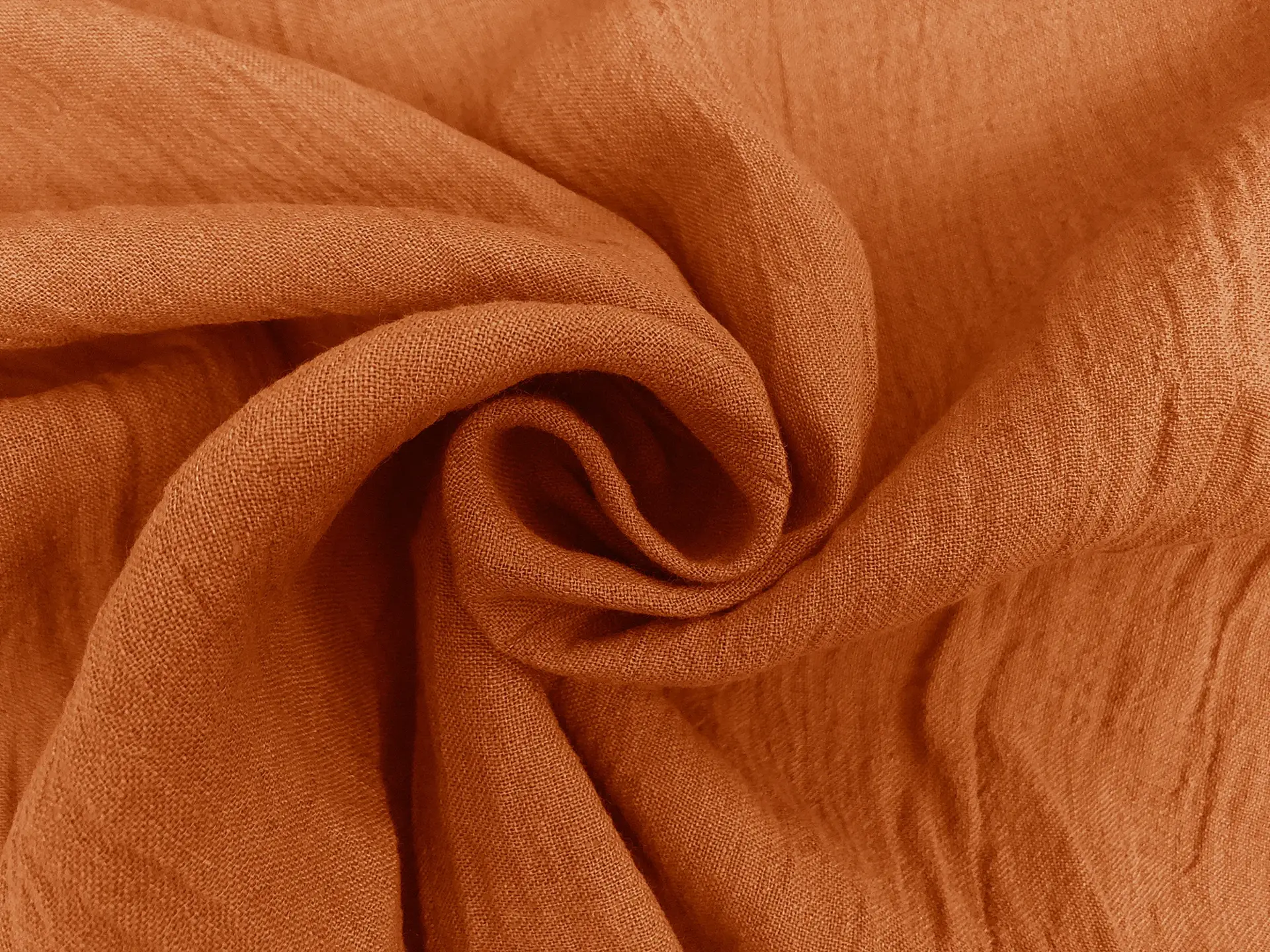 Crinkled Linen Gauze in Auburn