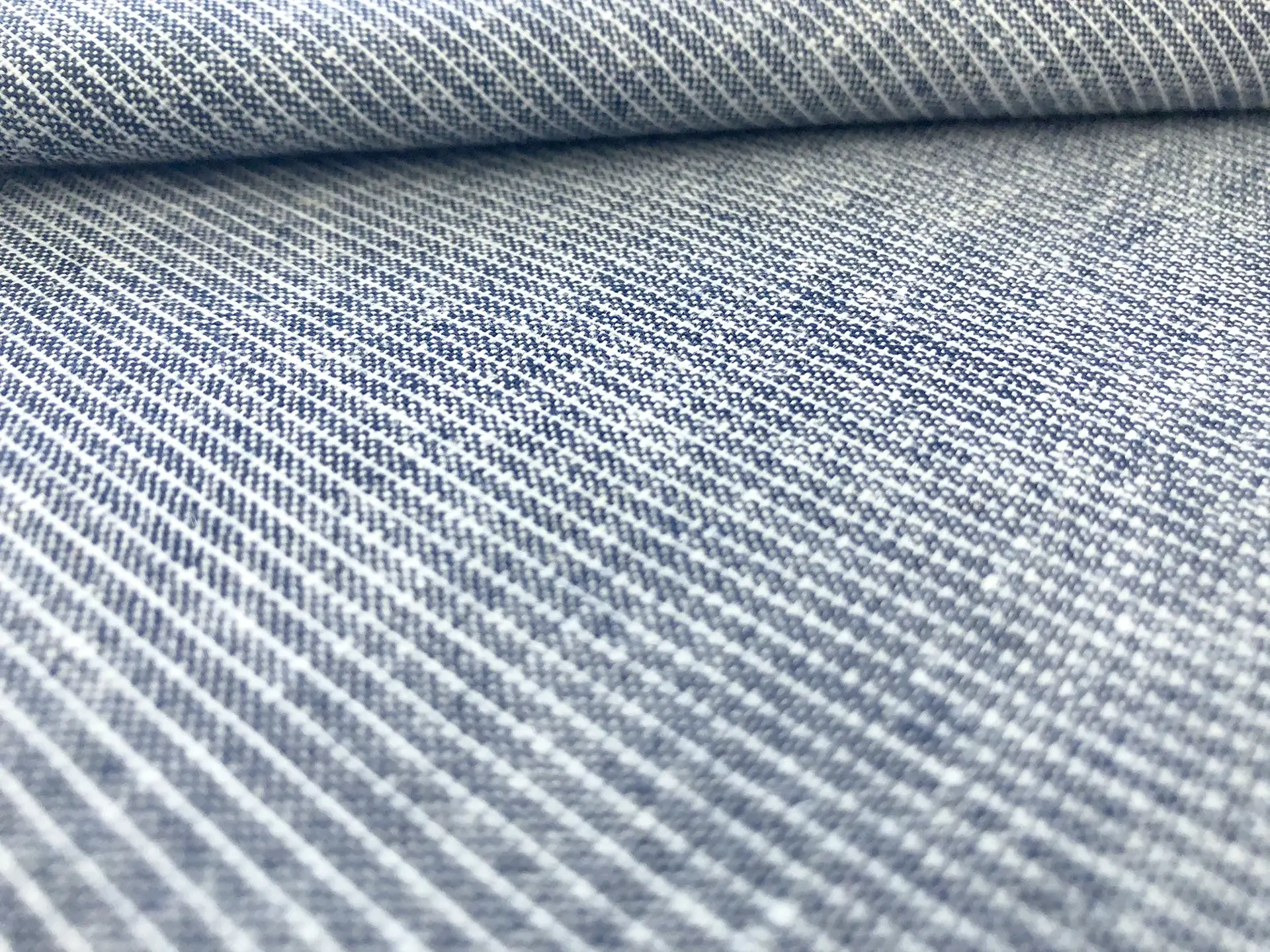 Cotton & Linen Chambray Stripe in Navy