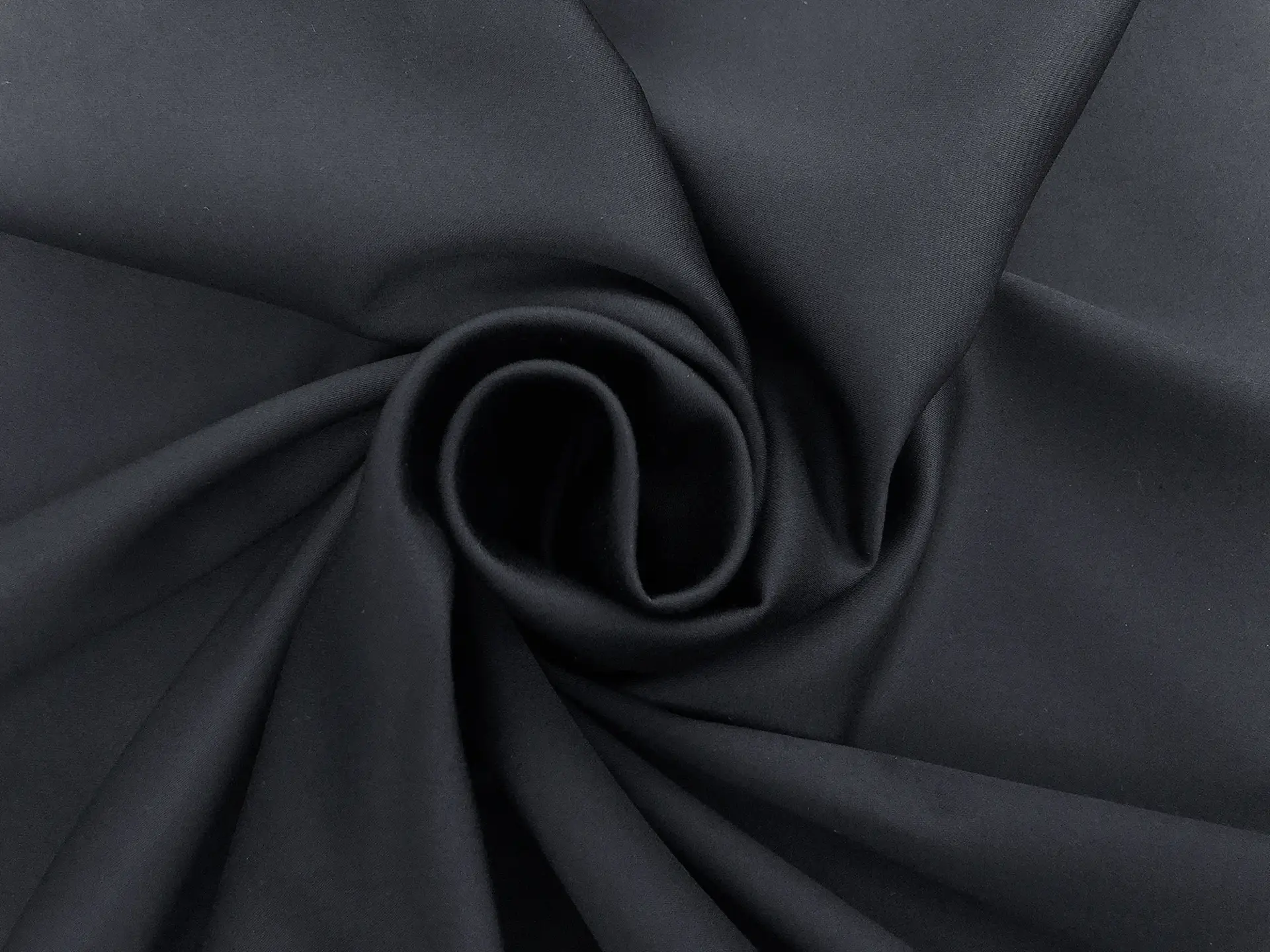 Lightweight Stretch Cotton Sateen in Midnight Navy