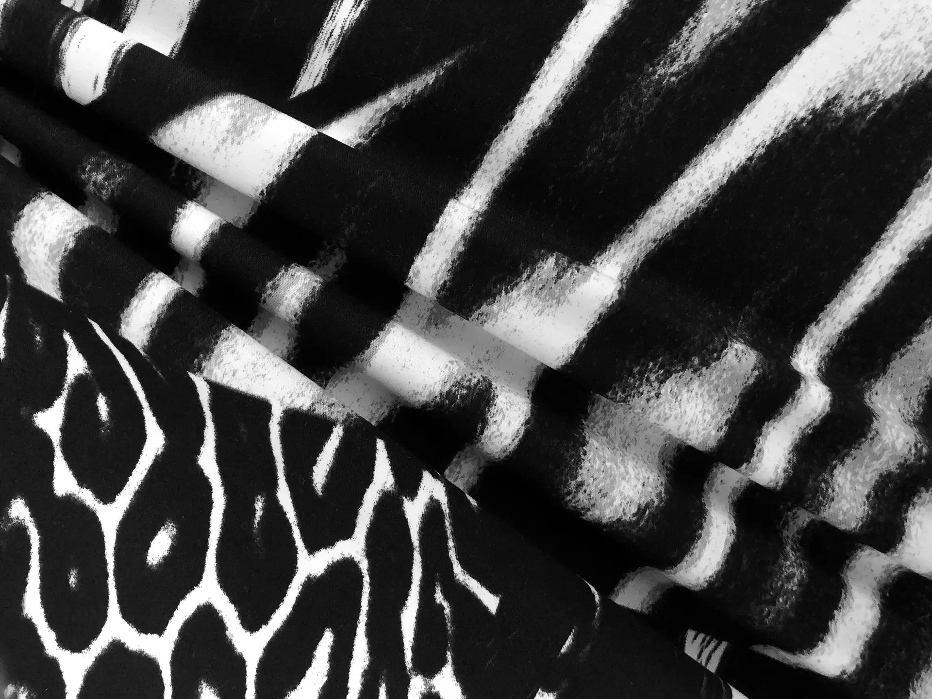 Stretch Cotton Sateen Animal Print